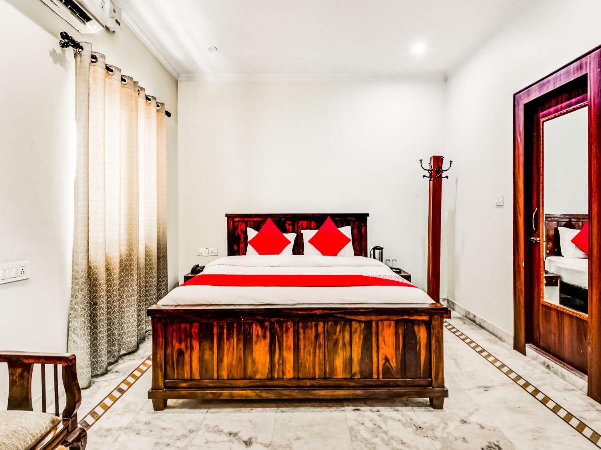 Oyo 22400 Hotel Lichana Haveli Dźajpur Zewnętrze zdjęcie