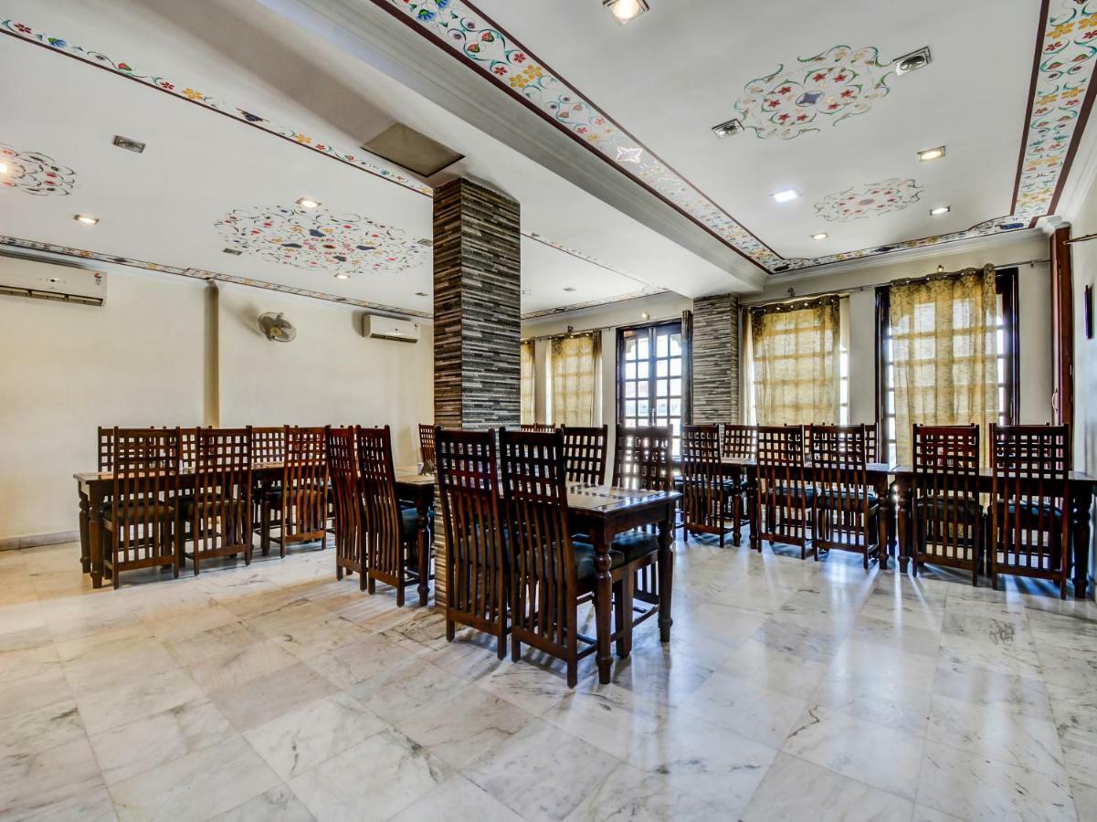 Oyo 22400 Hotel Lichana Haveli Dźajpur Zewnętrze zdjęcie