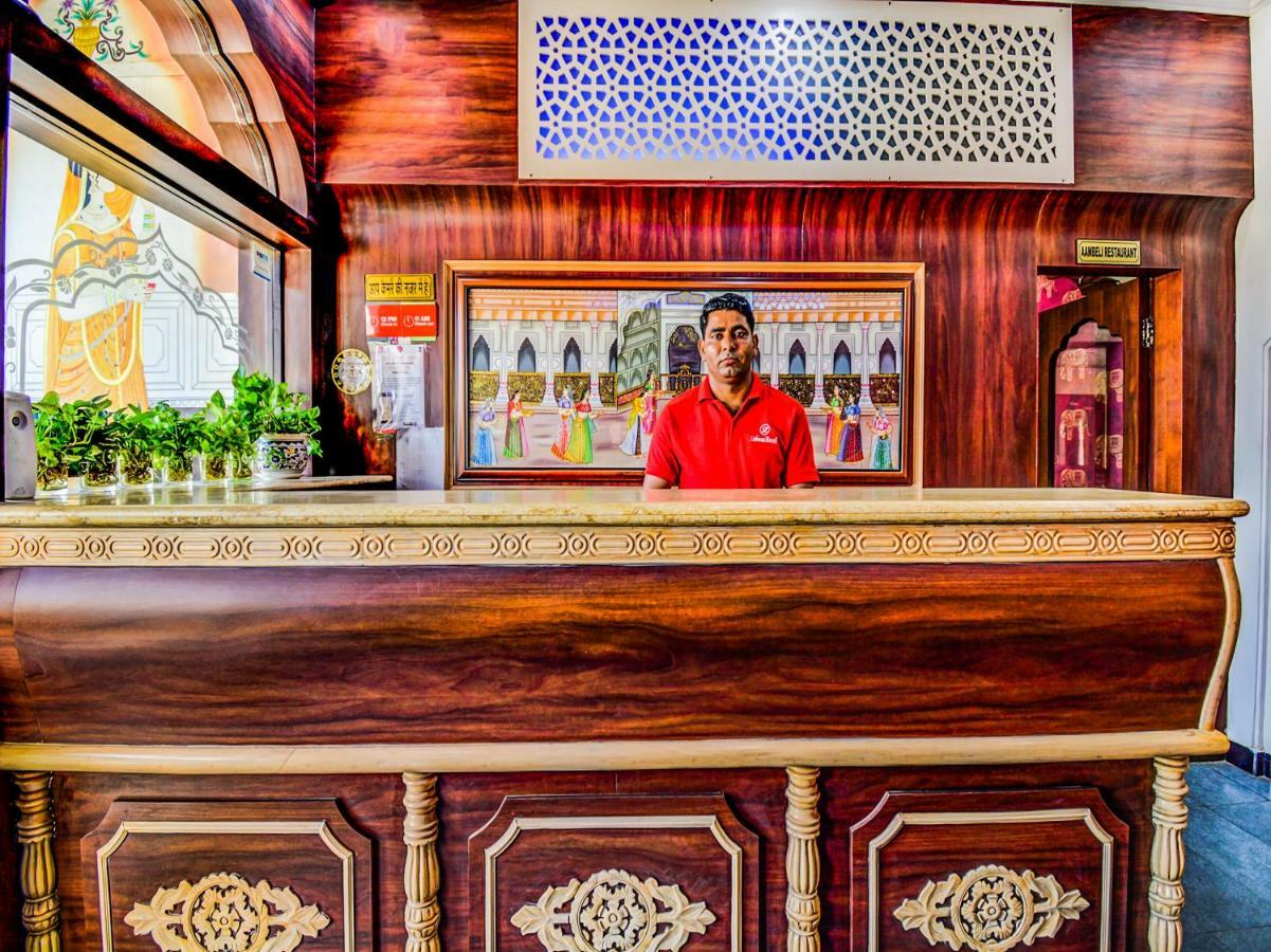 Oyo 22400 Hotel Lichana Haveli Dźajpur Zewnętrze zdjęcie